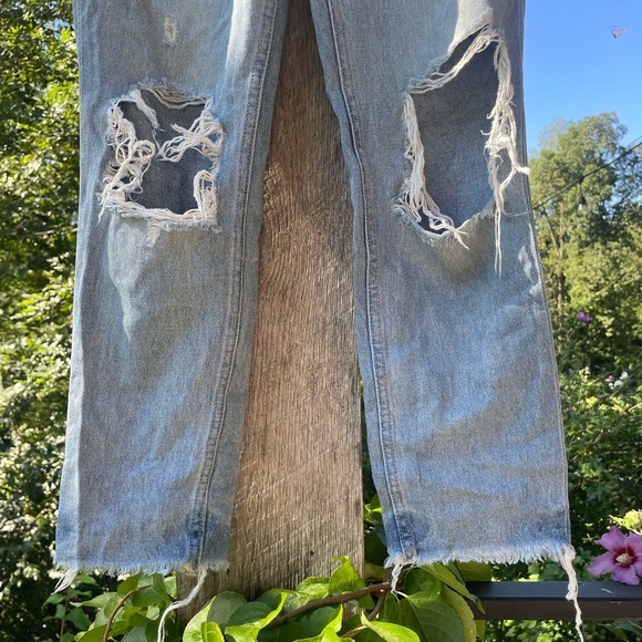 High Rise Mom Jeans - Picture 3 of 7